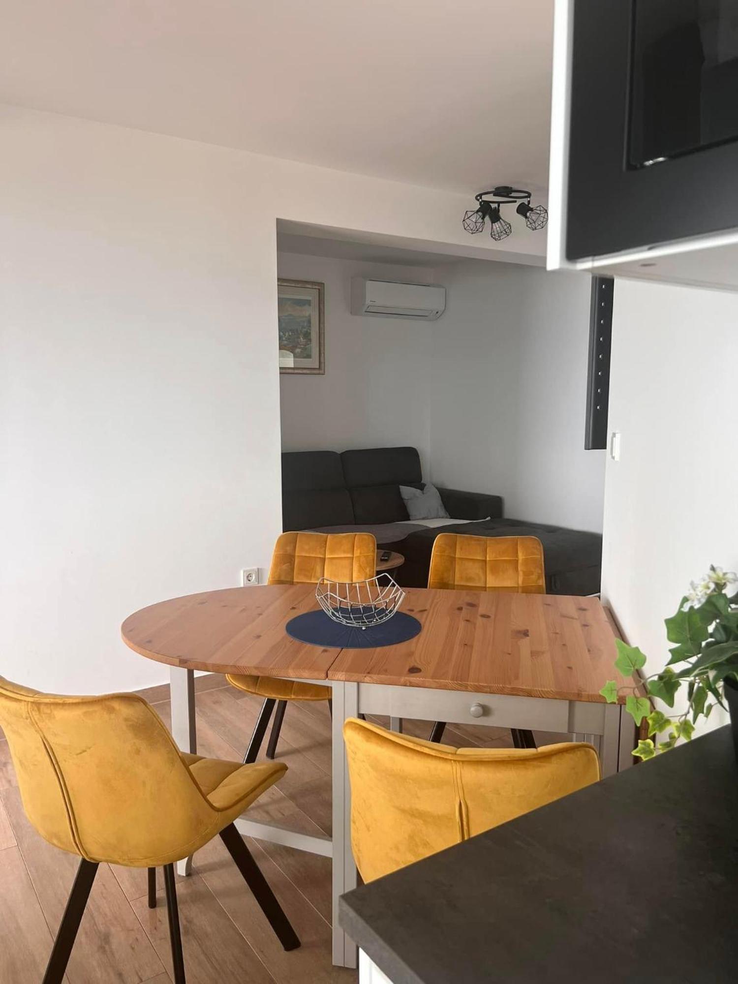 Appmishadze Apartamento Crikvenica Exterior foto